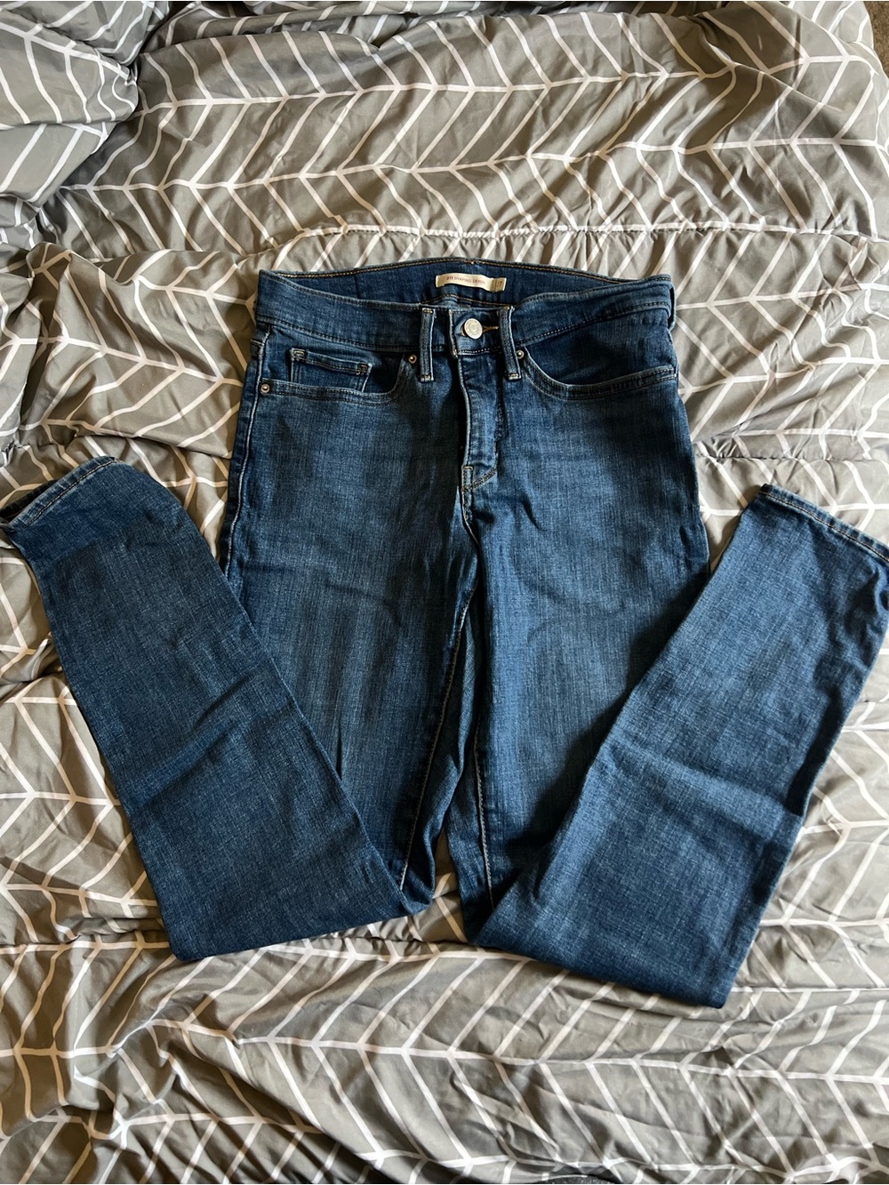 Levi's Women's Dark Blue Skinny Jeans